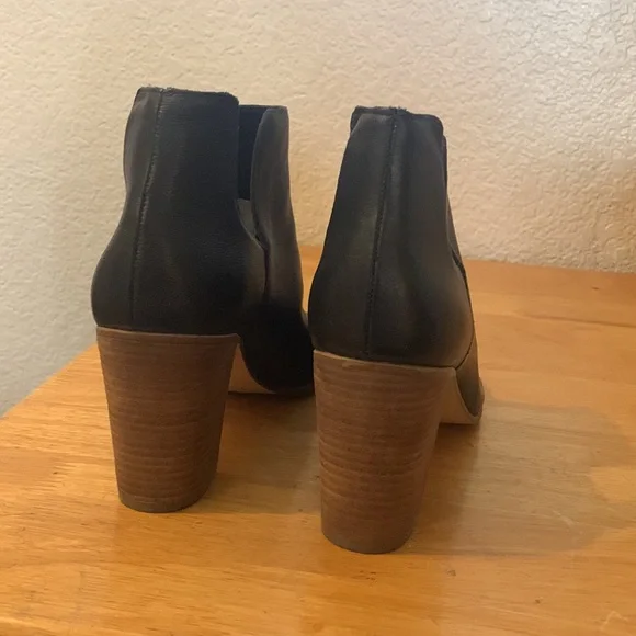 Steve Madden Black leather Ankle Boots with Block Heel - Picture 6 of 8